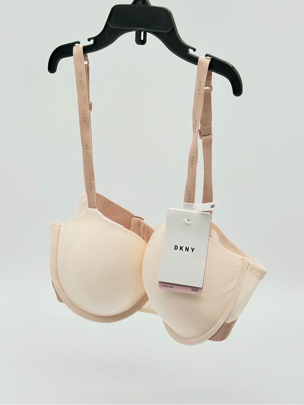 DKNY Light Nude T-Shirt Bra Smooth Cups 36D Seamless NWT